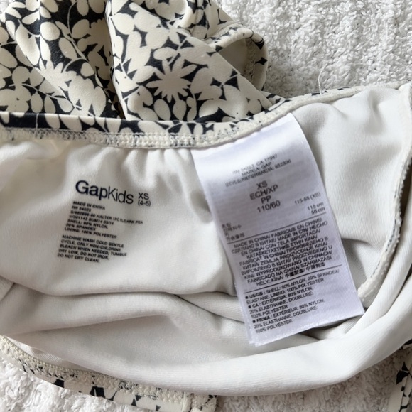 GAP Black and White One Piece Swimsuit - Picture 5 of 5